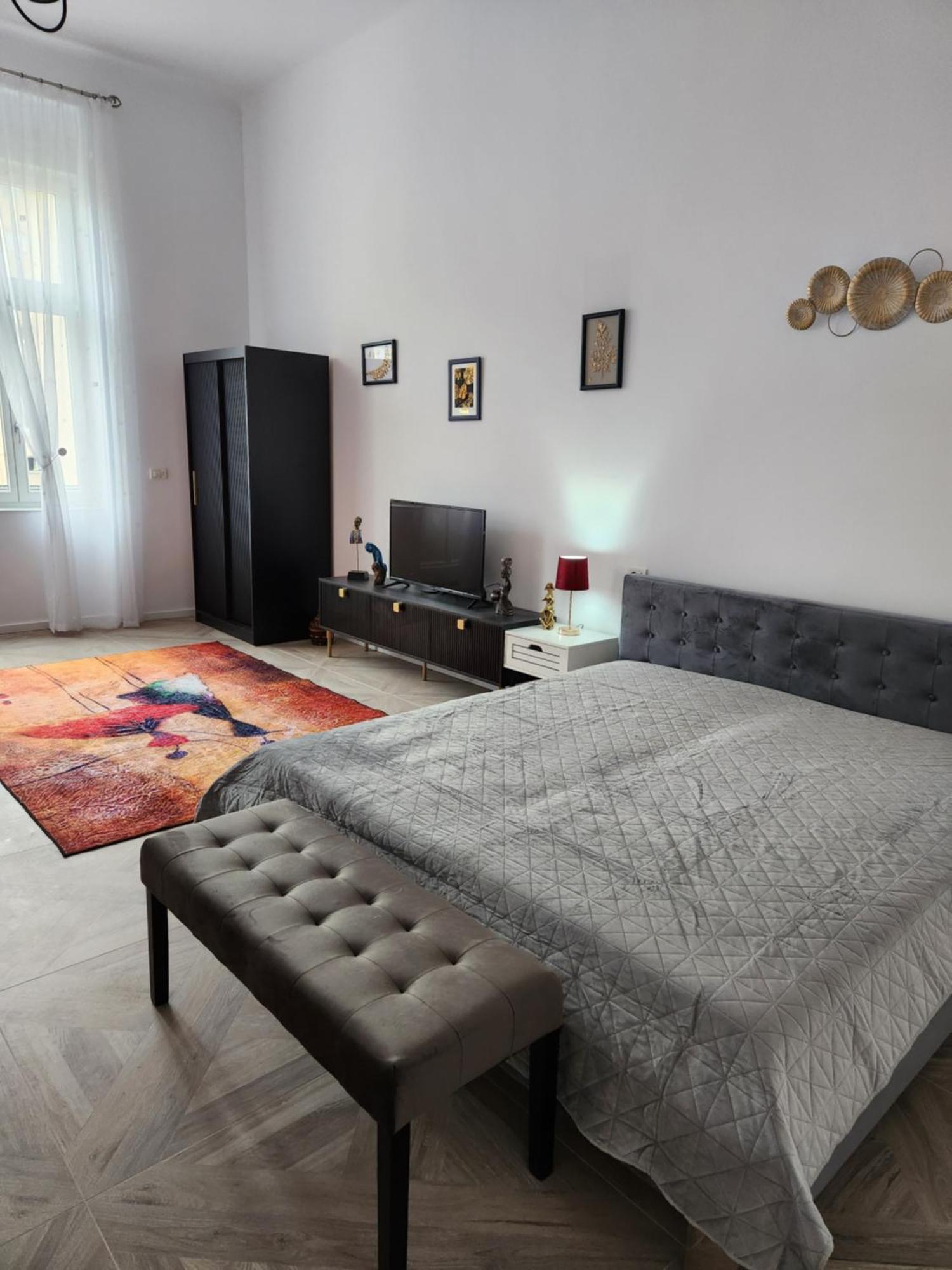 Ultra Panoramic Cu Balcon Apartament
